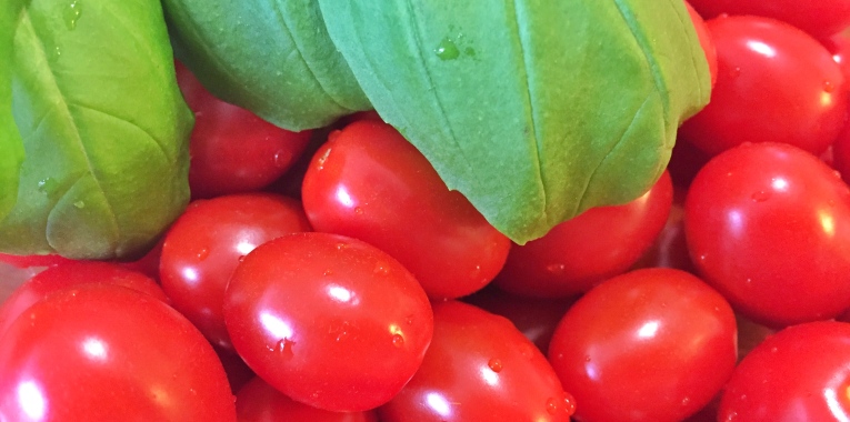 Tomatoes and Basil - healthy eating